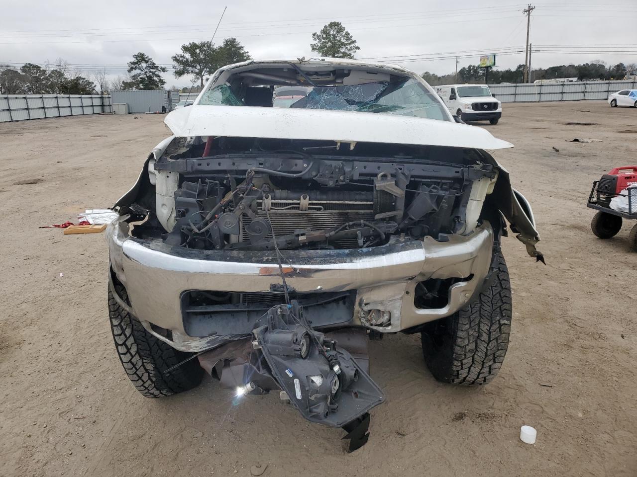 2006 Nissan Titan - Image 5