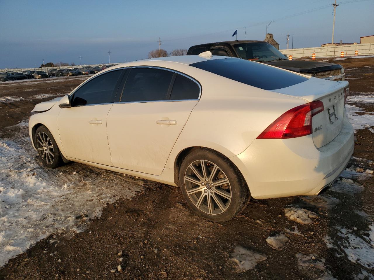 2017 Volvo S60 - Image 2