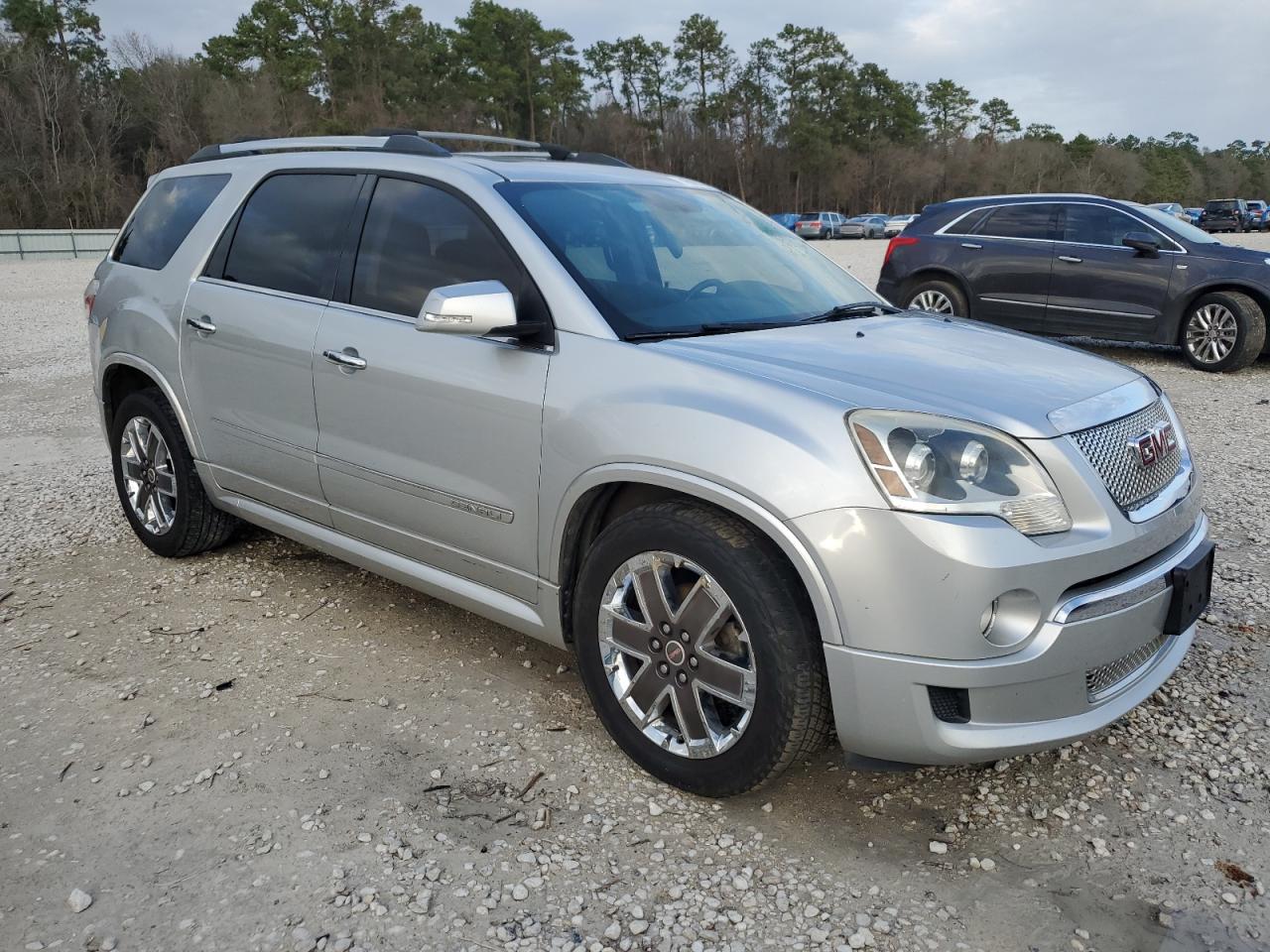 2012 GMC Acadia - Image 4