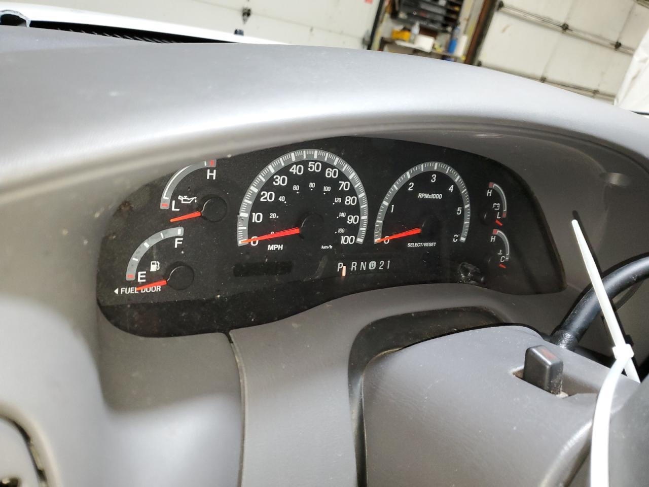 2001 Ford F-150 - Image 9