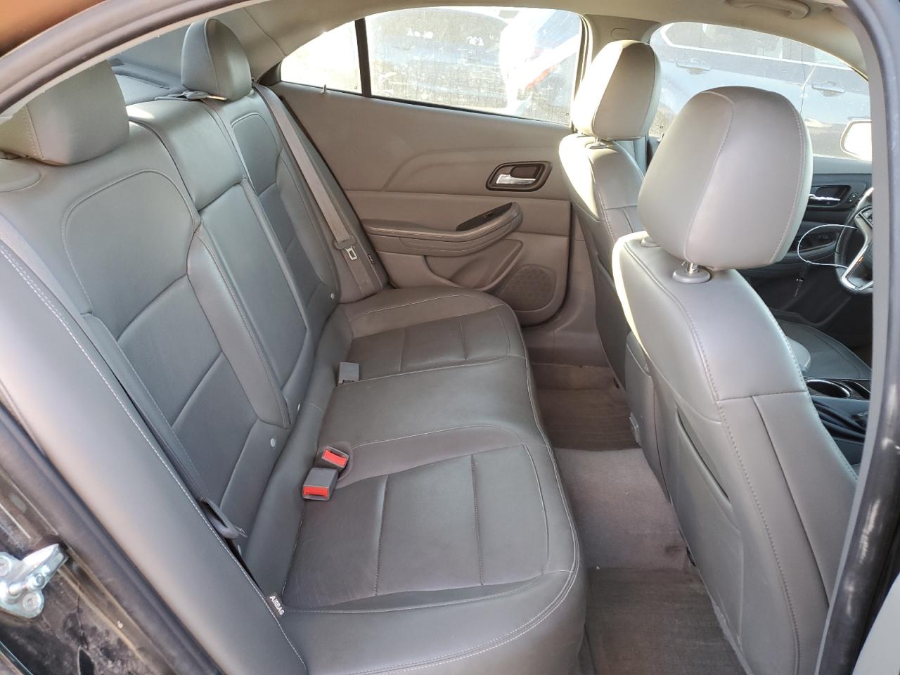 2015 Chevrolet Malibu - Image 10