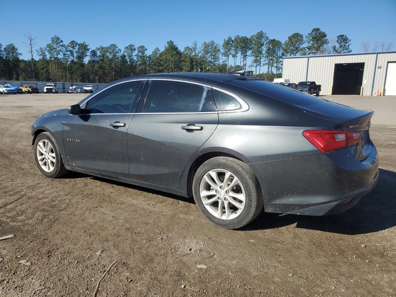 2018 Chevrolet Malibu - Image 2