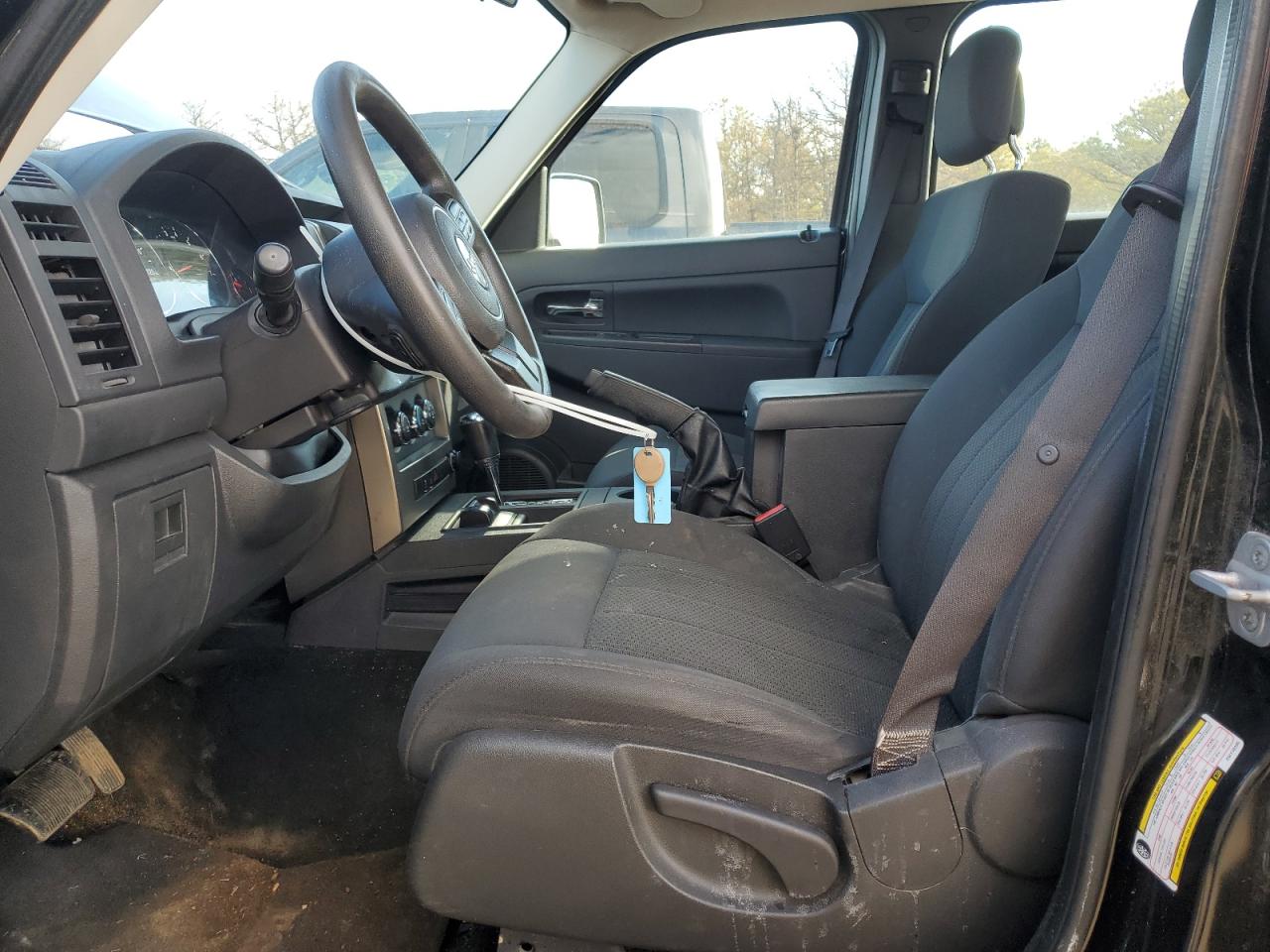 2012 Jeep Liberty (North America) - Image 7