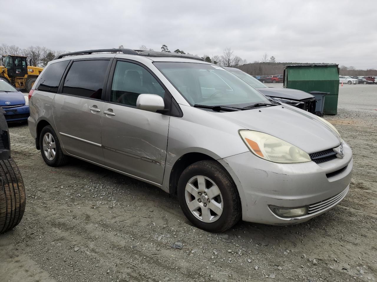2004 Toyota Sienna - Image 4