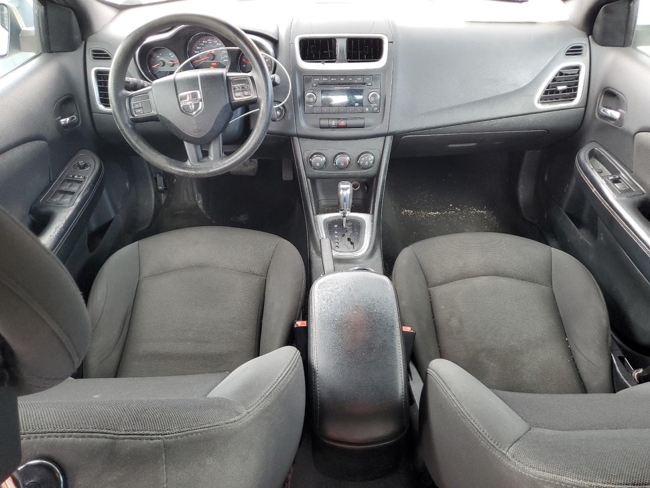 2012 Dodge Avenger - Image 8