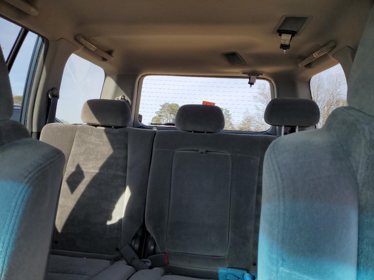 2005 Honda Pilot - Image 10
