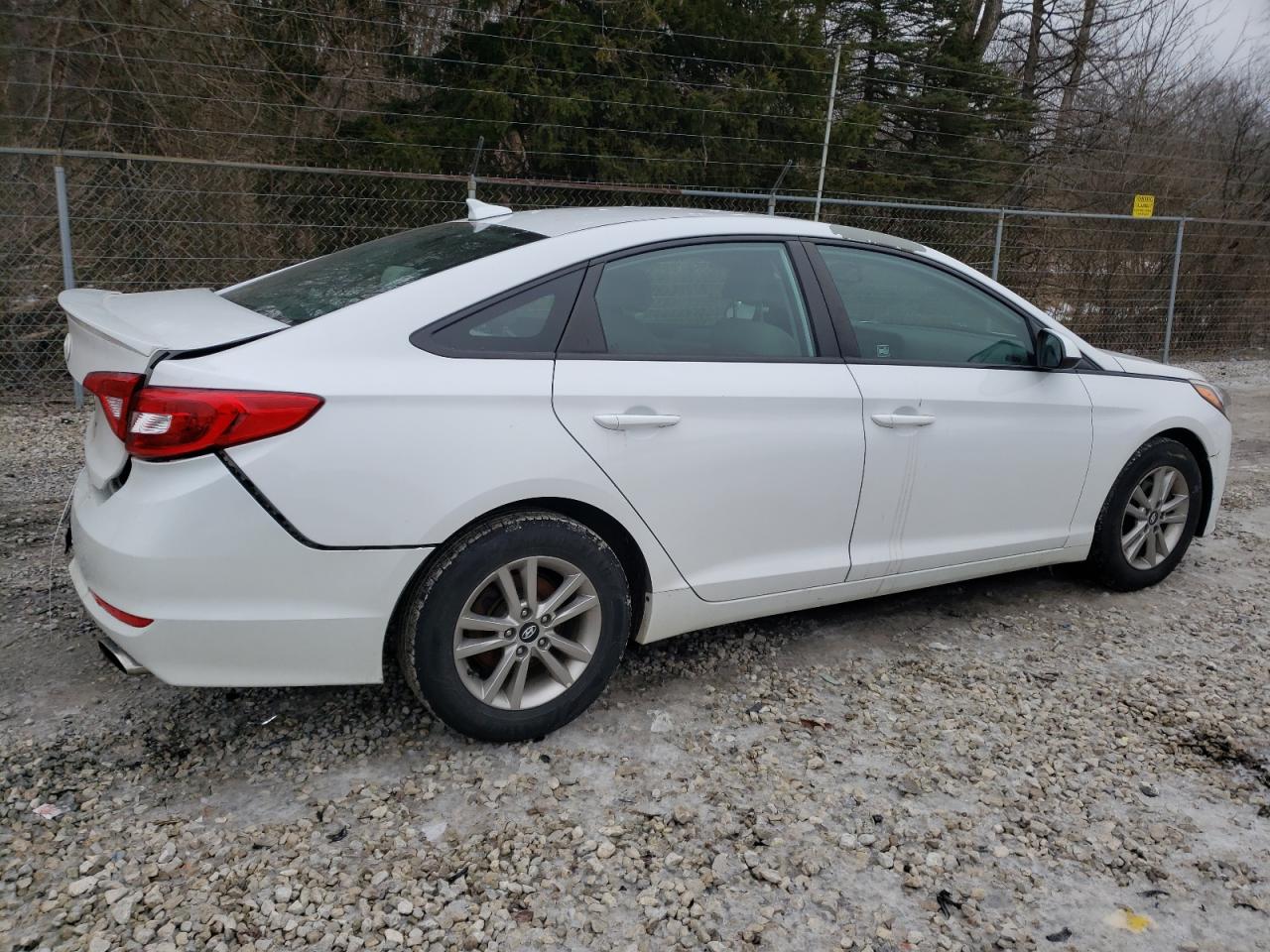 2017 Hyundai Sonata - Image 3