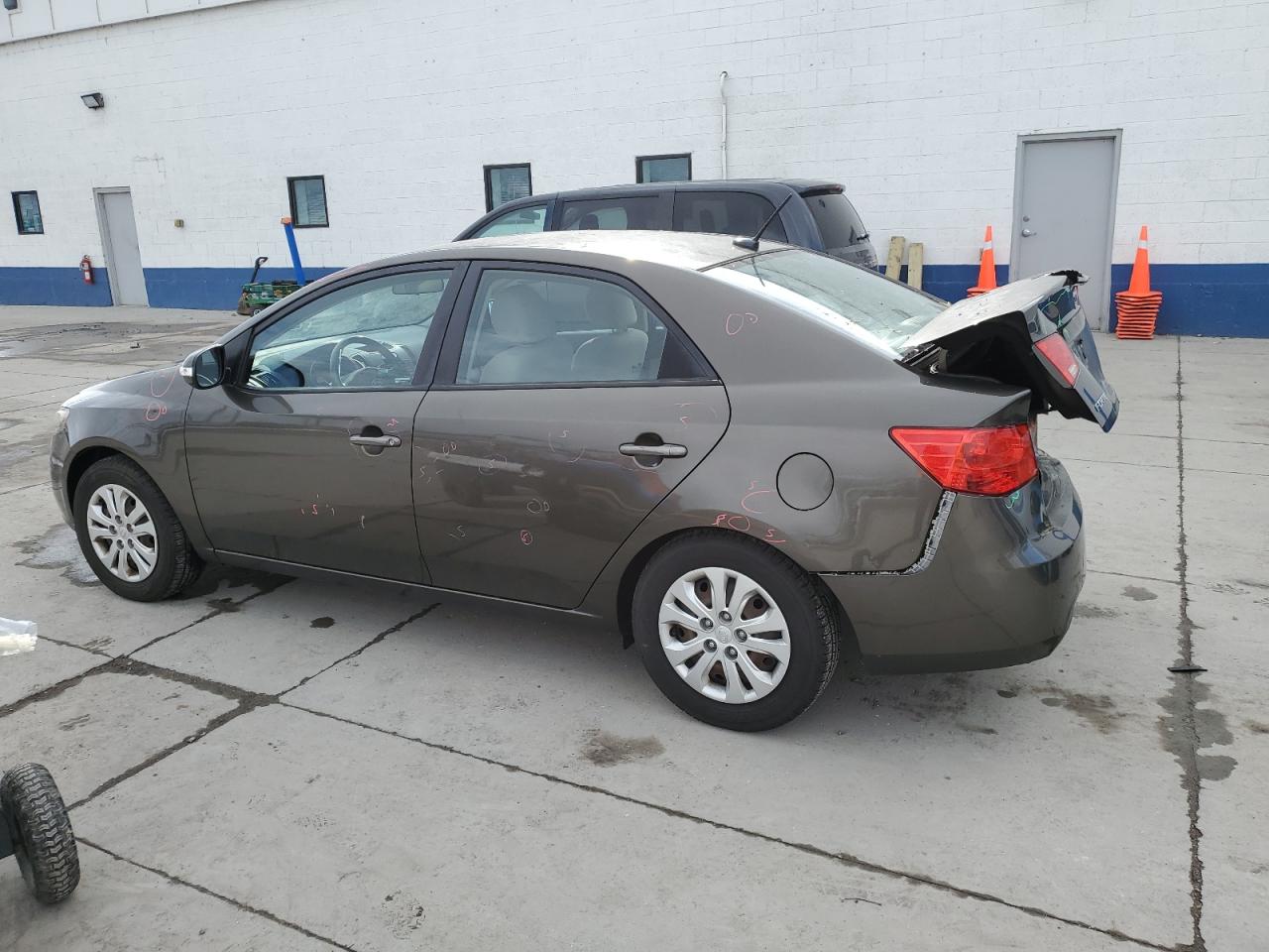 2010 Kia Forte - Image 2
