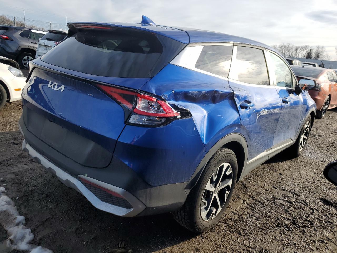 2024 Kia Sportage - Image 3