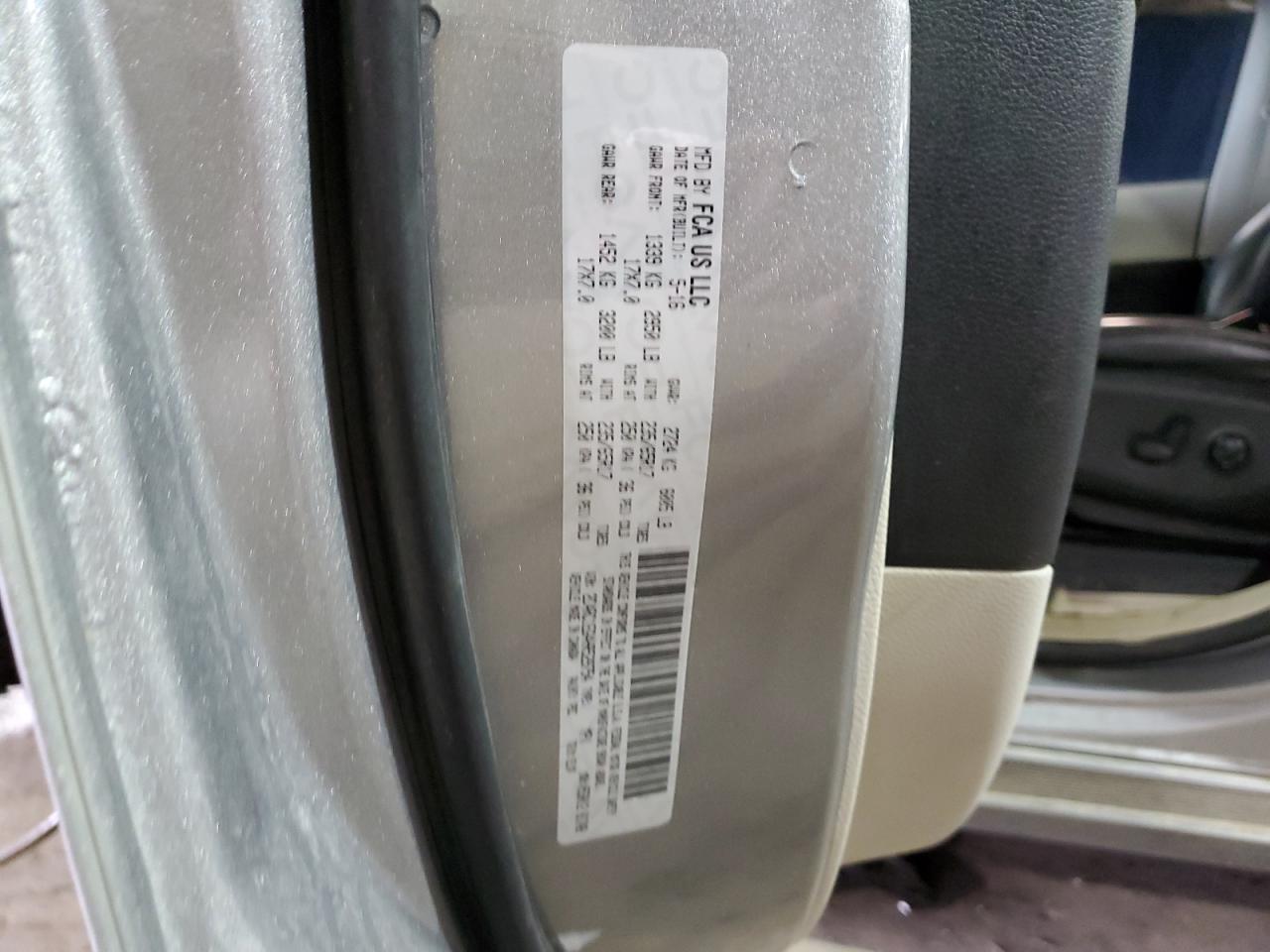 2017 Chrysler Pacifica - Image 13