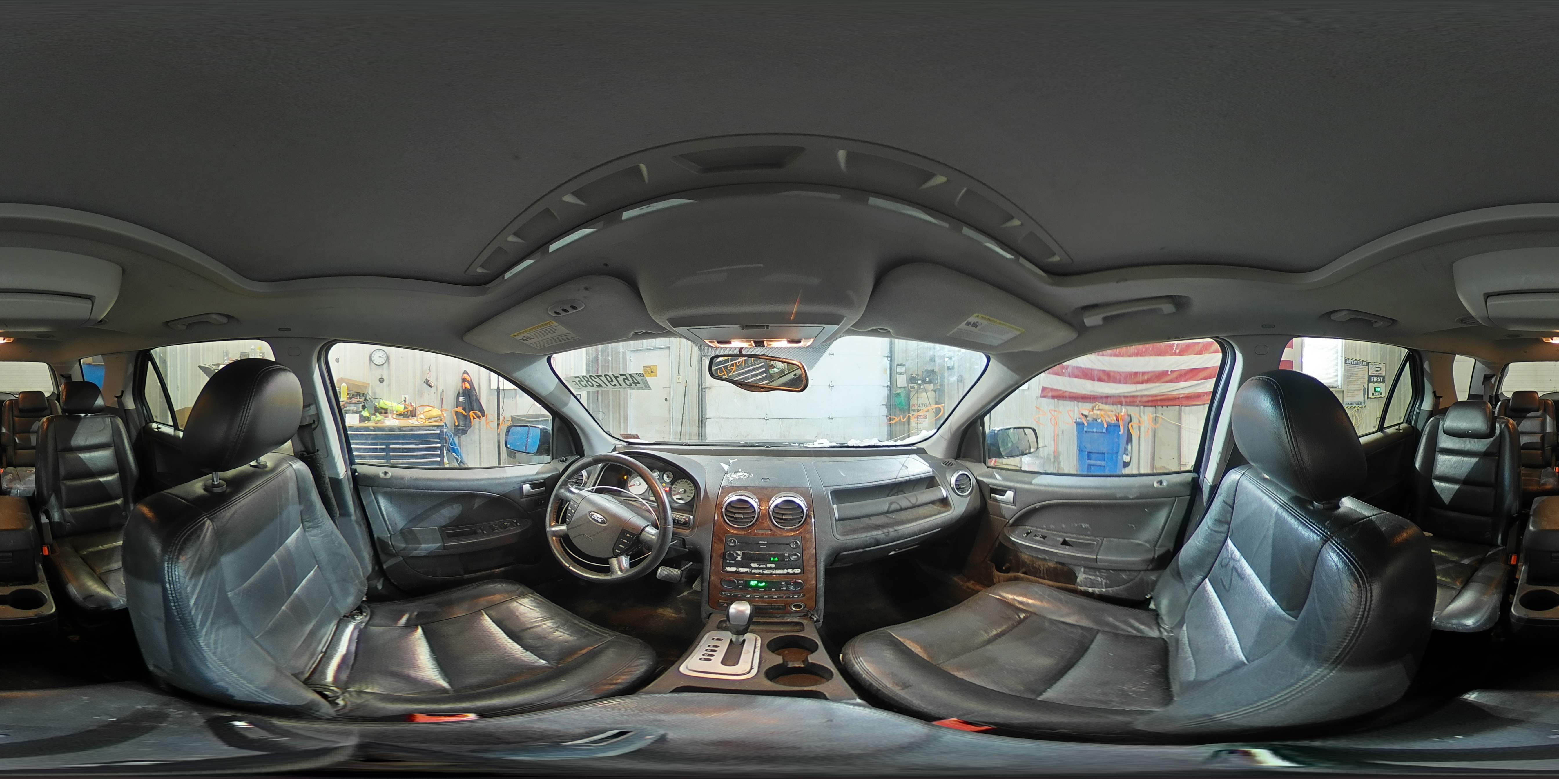 2005 Ford Freestyle - Image 13