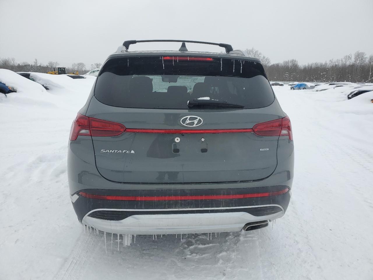 2022 Hyundai Santa Fe - Image 6