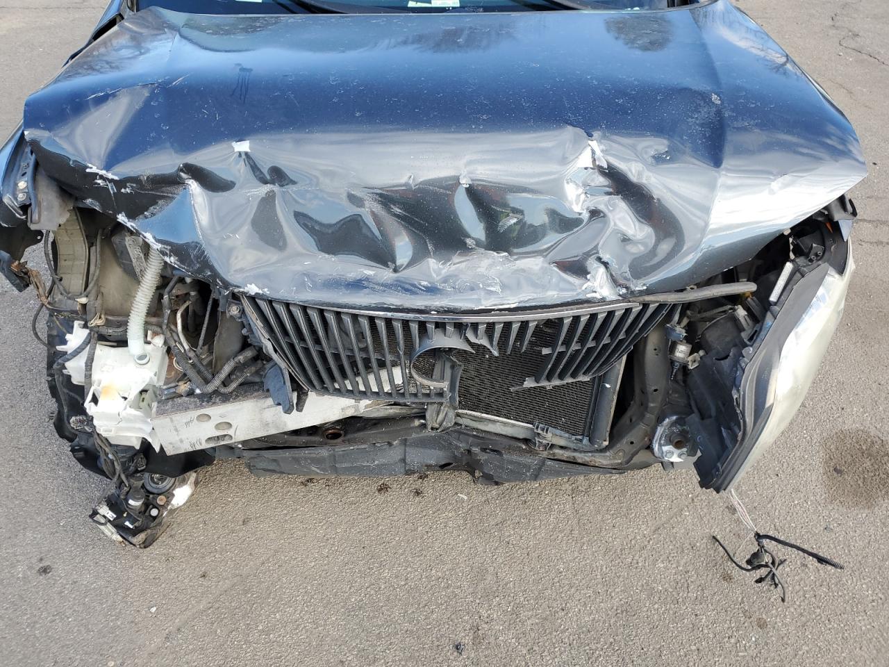 2010 Lexus RX - Image 12