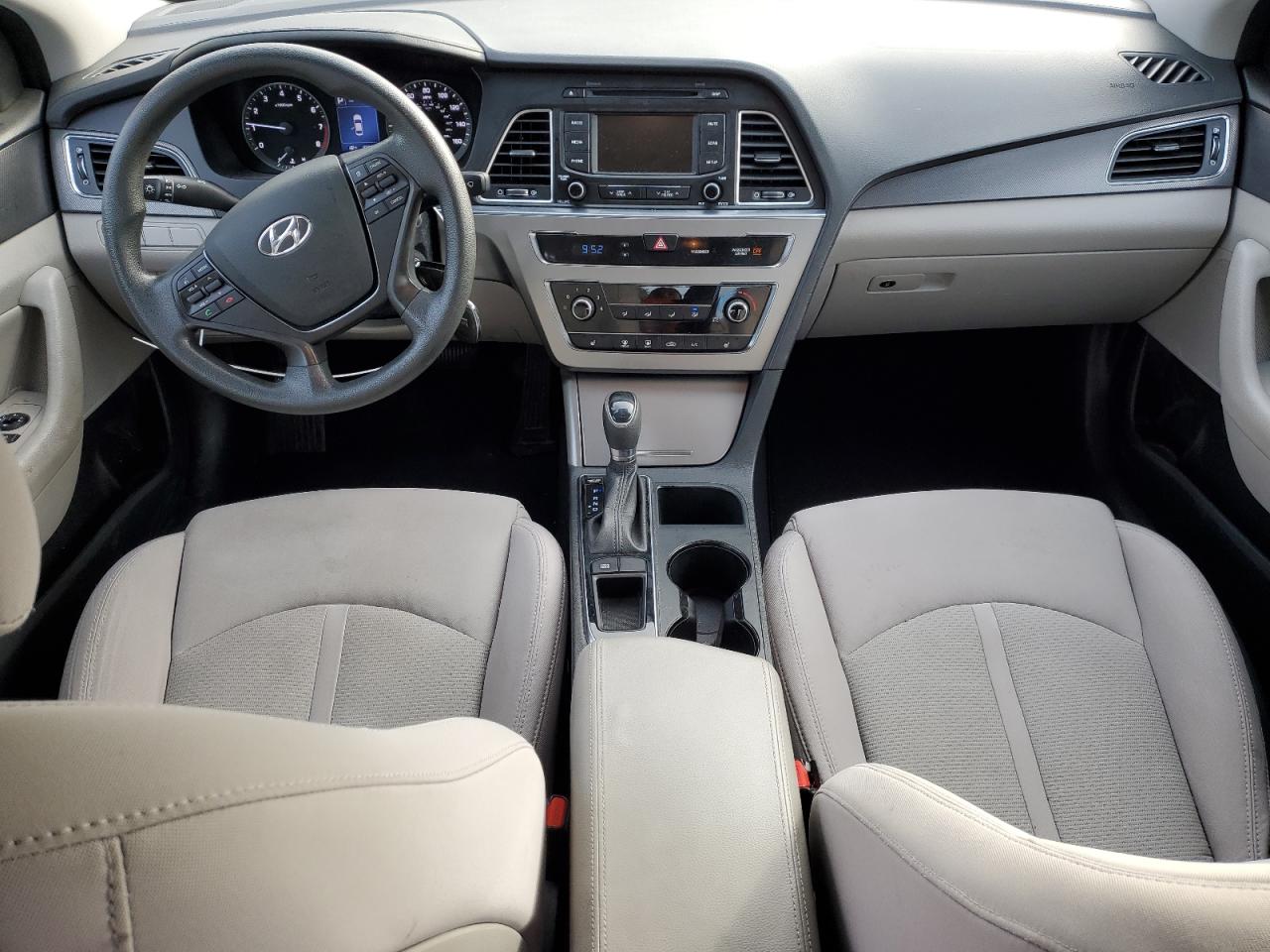2015 Hyundai Sonata - Image 8