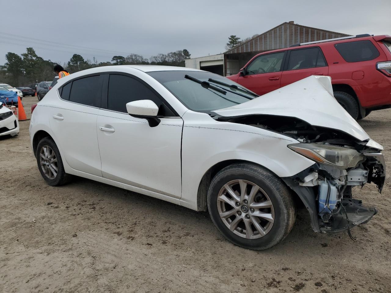2016 Mazda 3 - Image 4