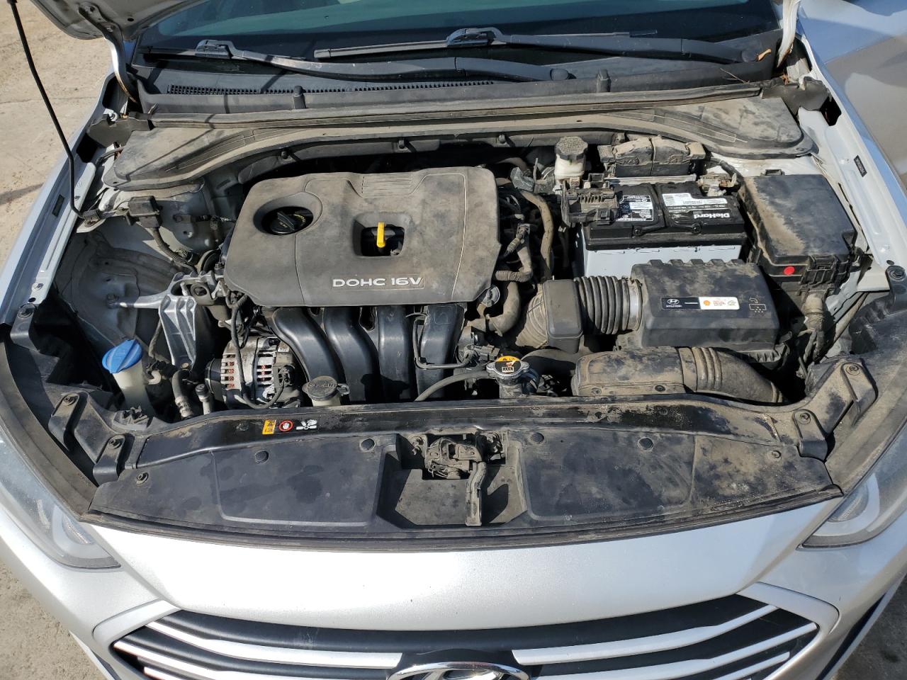 2018 Hyundai Elantra - Image 11