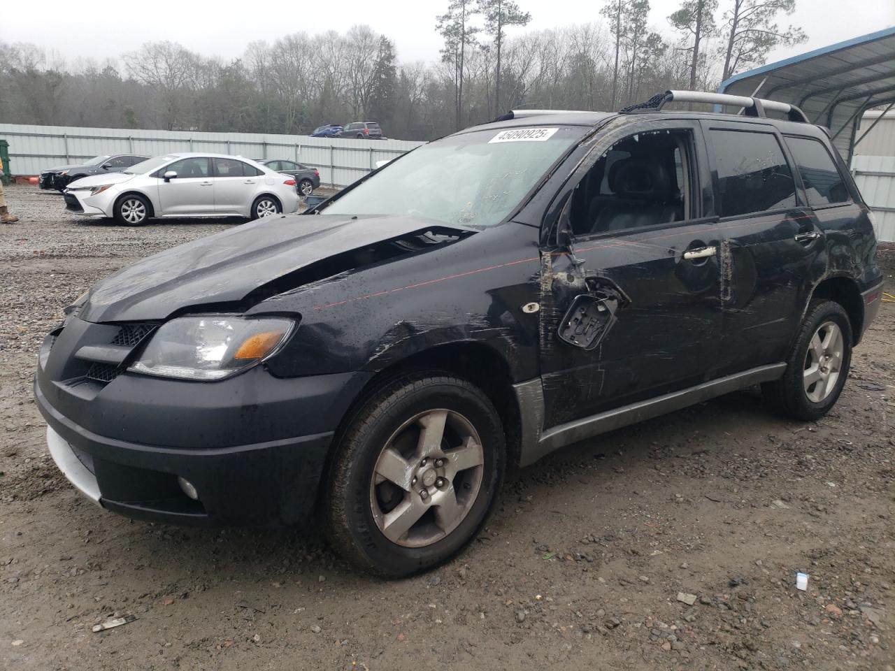 2004 Mitsubishi Outlander - Image 1