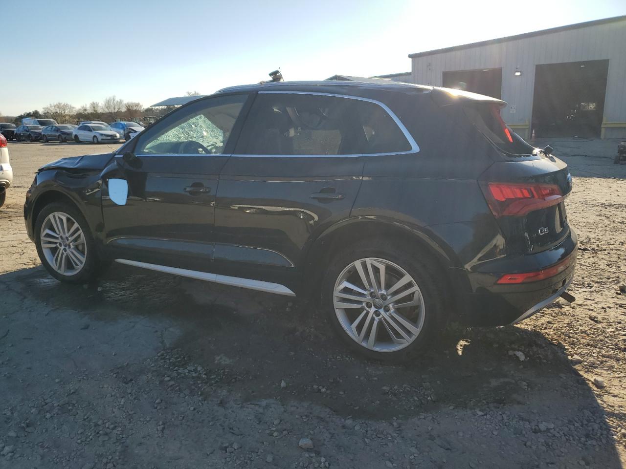2018 Audi Q5 - Image 2