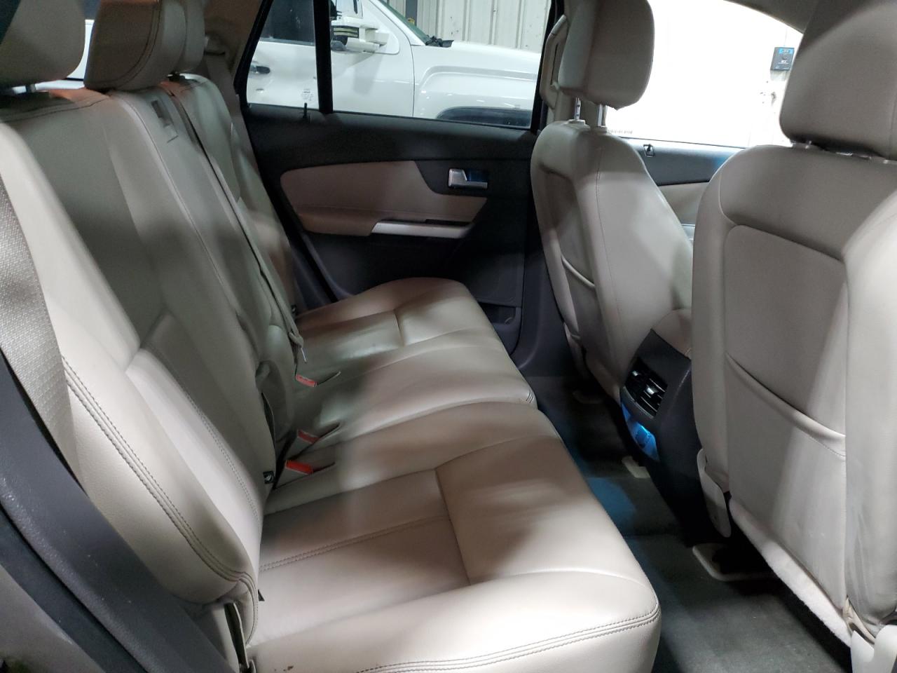 2013 Ford Edge - Image 11