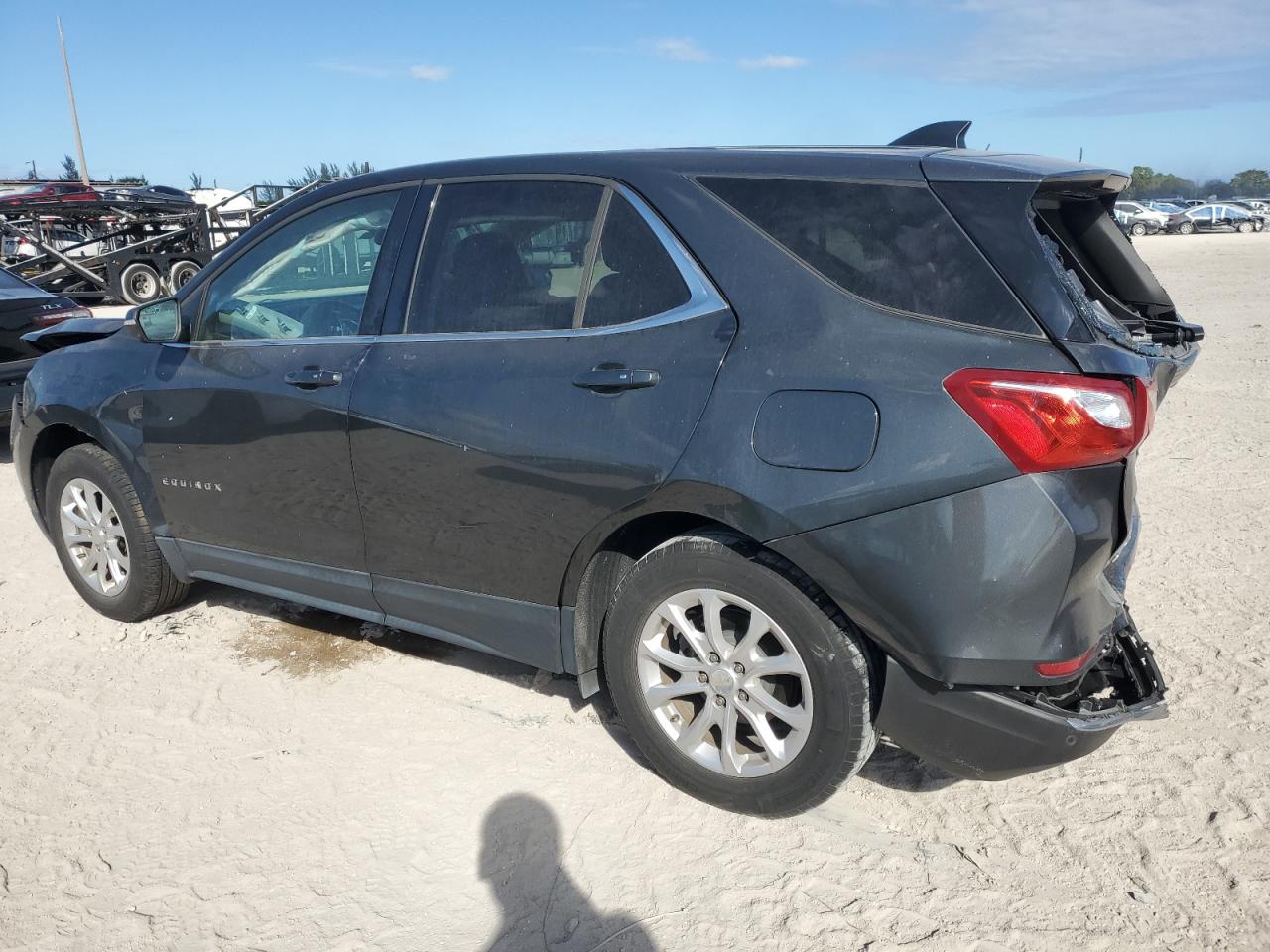 2018 Chevrolet Equinox - Image 2