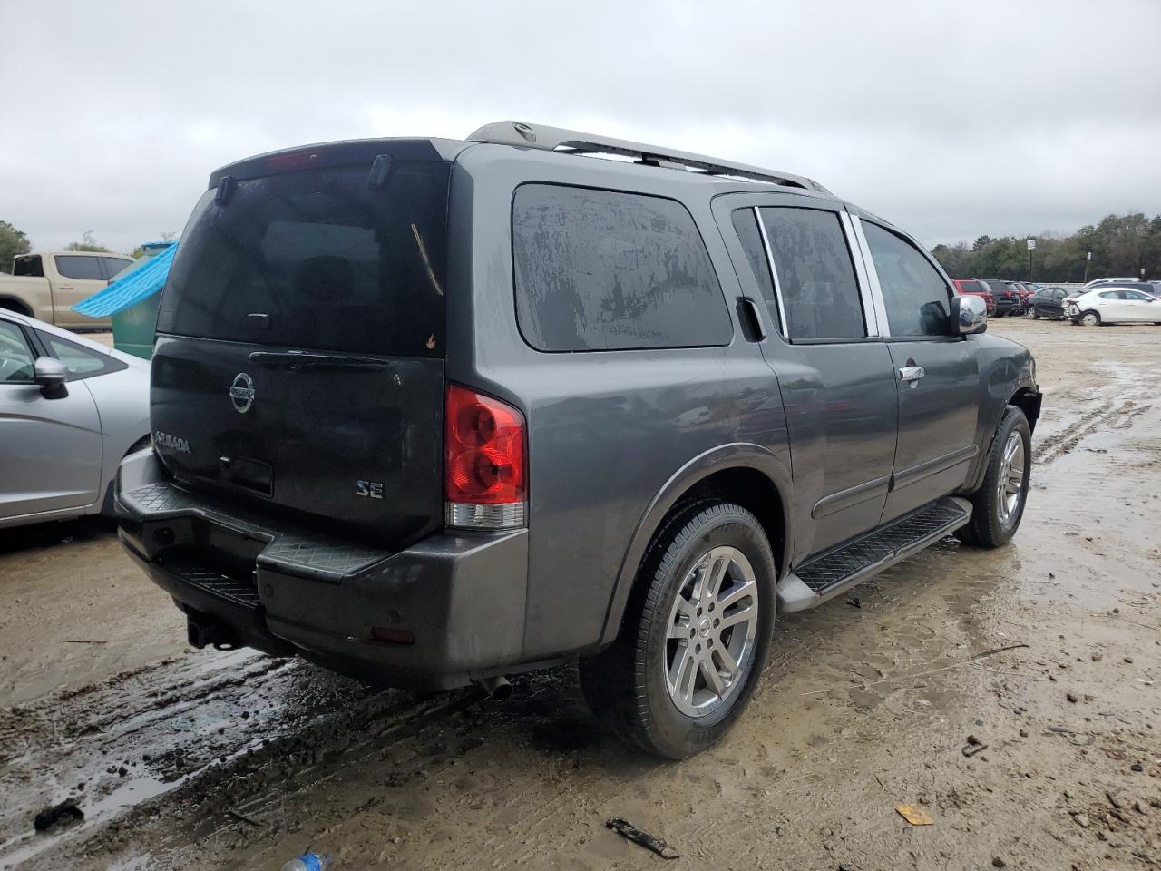 2010 Nissan Armada - Image 3