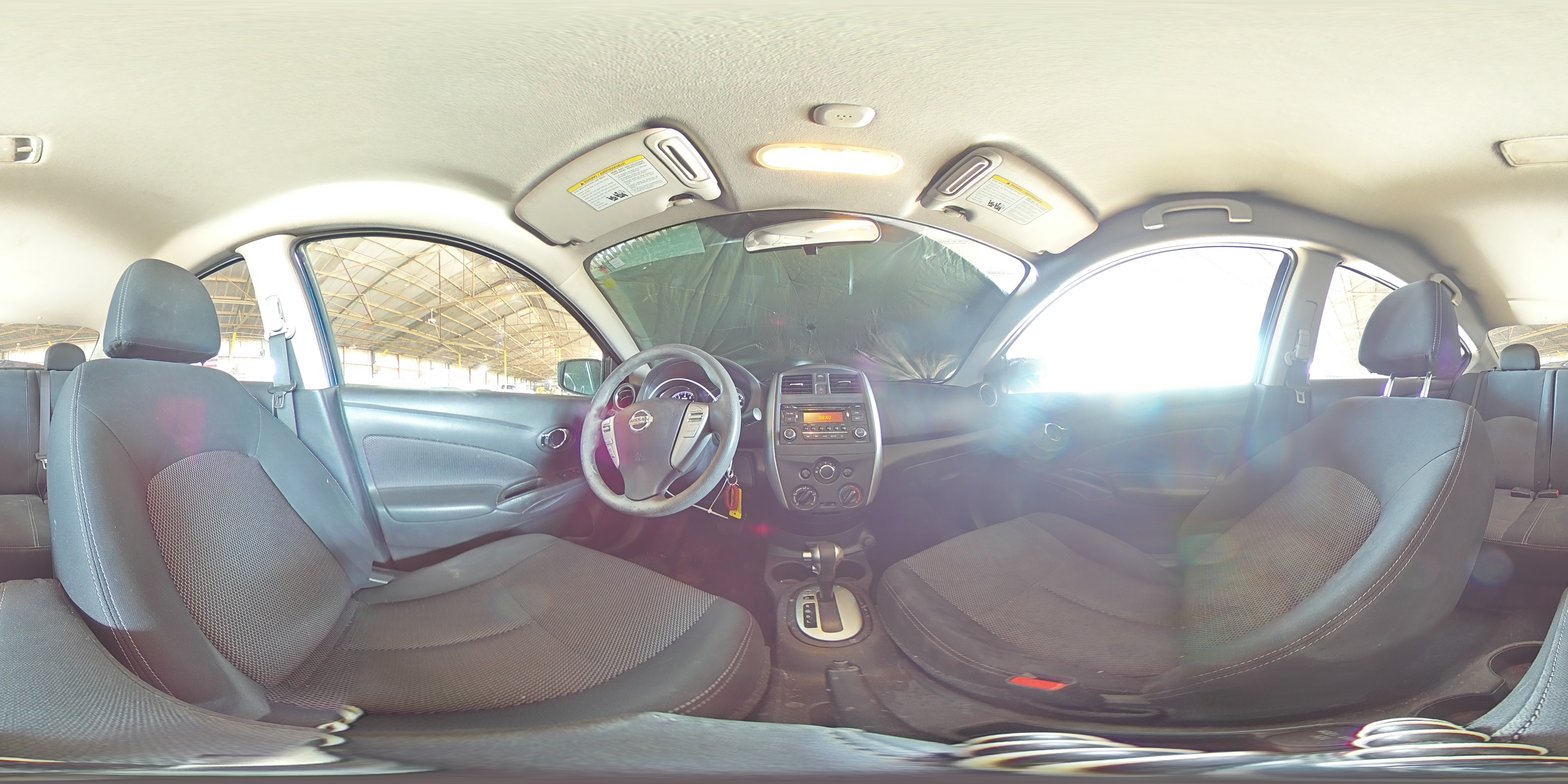 2018 Nissan Versa - Image 12