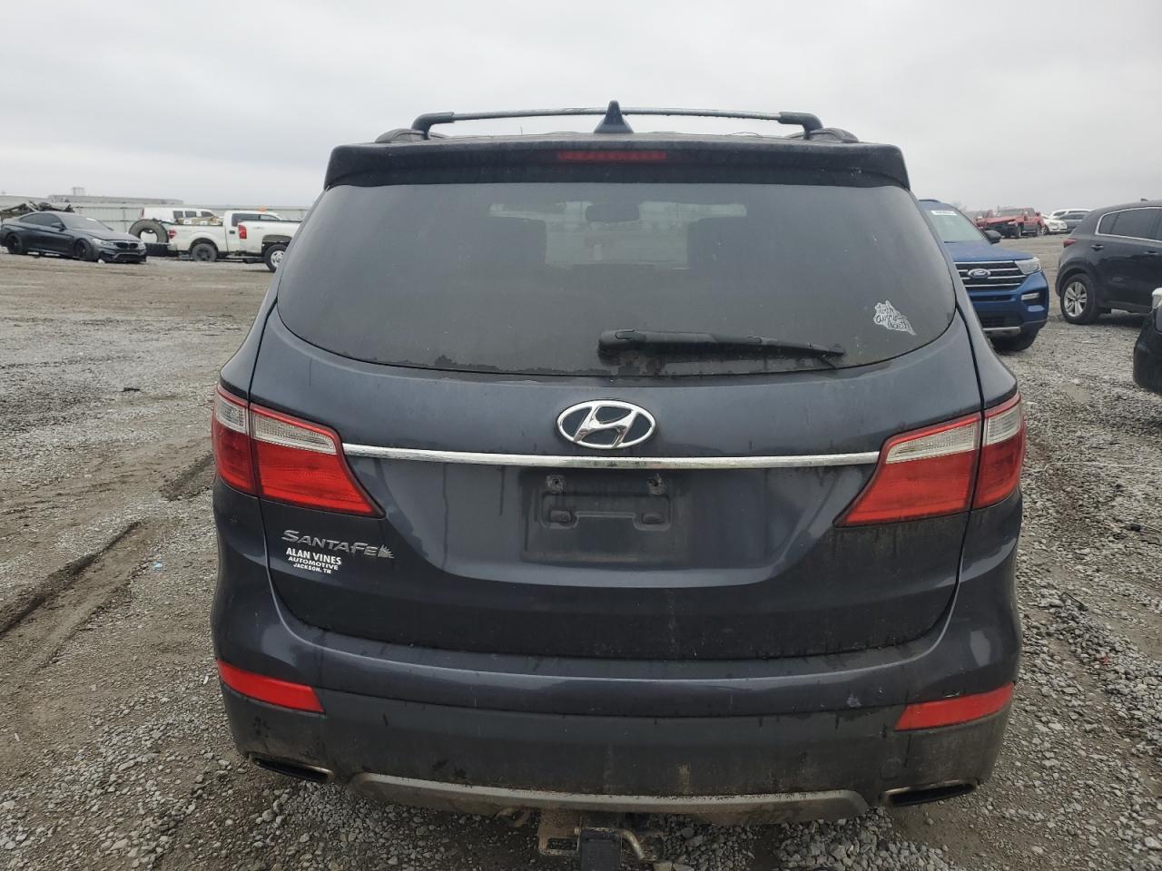 2013 Hyundai Santa Fe - Image 6