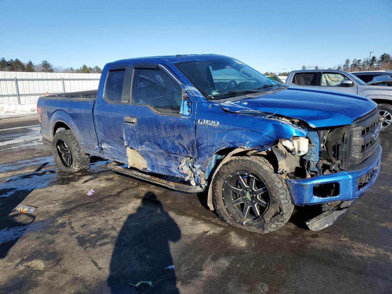 2015 Ford F-150 - Image 4