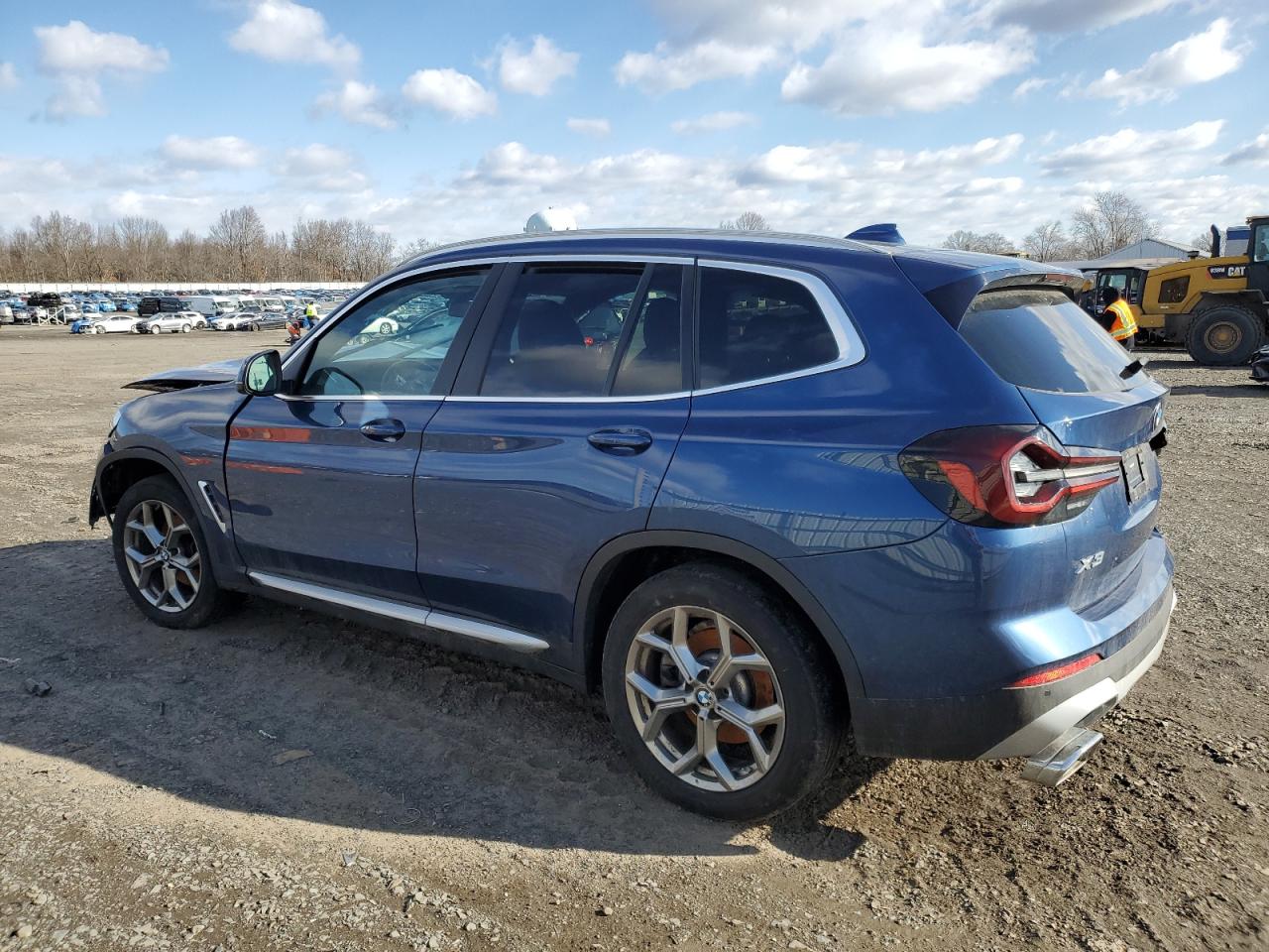 2022 BMW X3 - Image 2