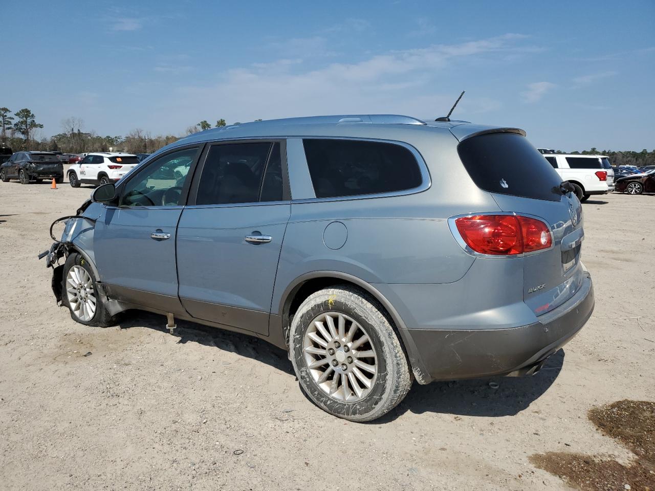 2008 Buick Enclave - Image 2