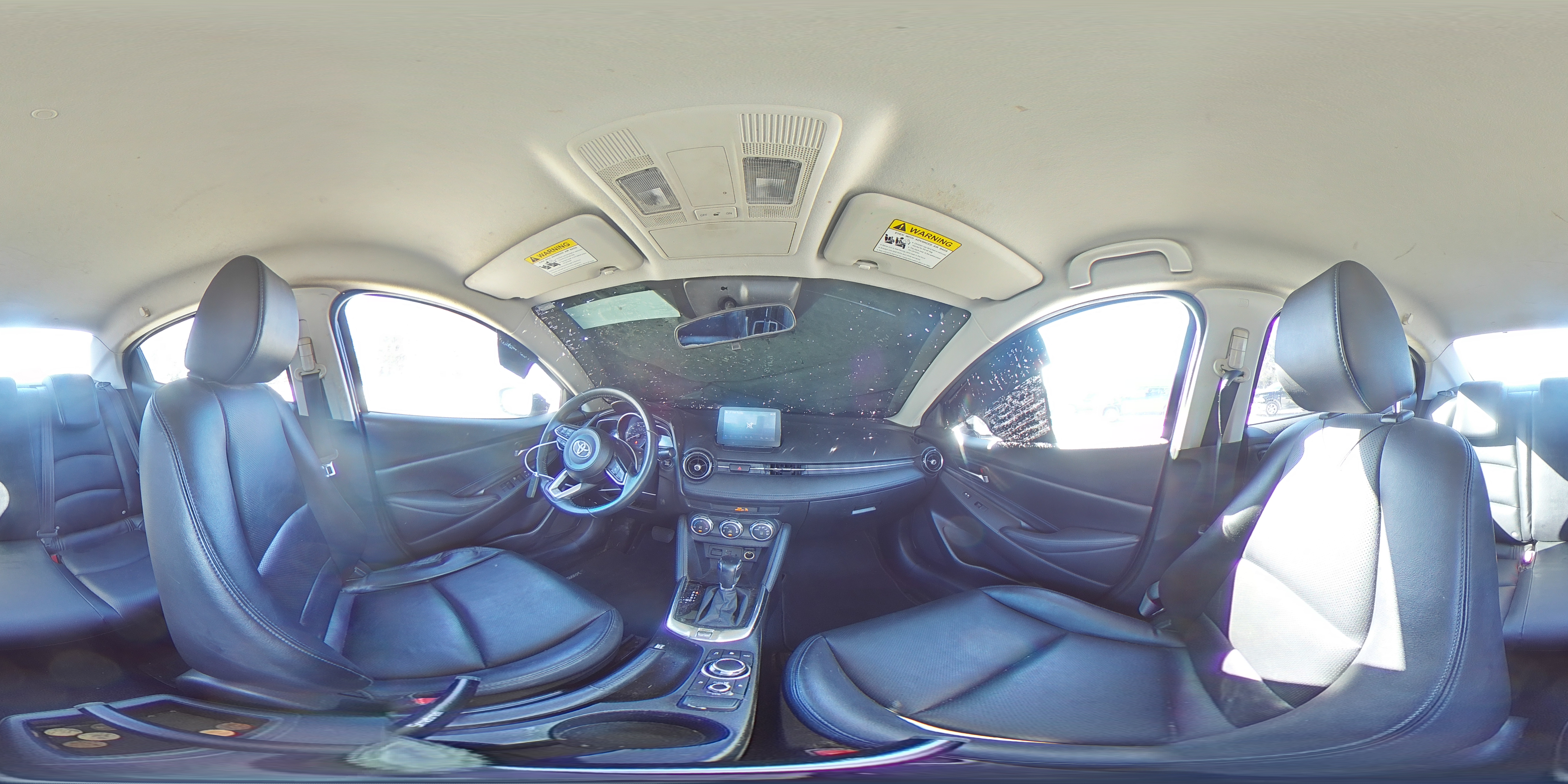 2019 Toyota Yaris - Image 14