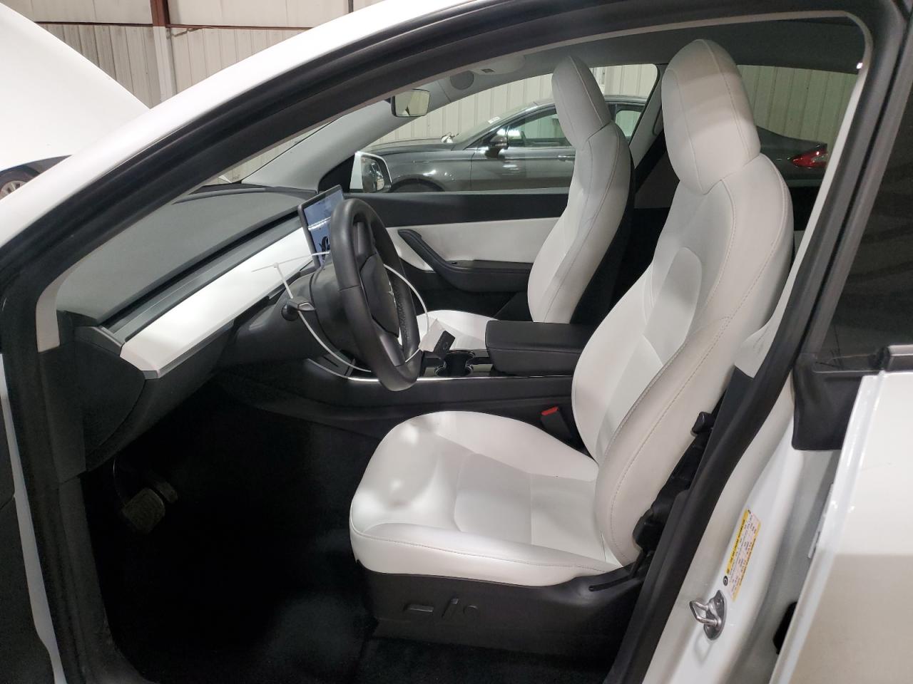 2020 Tesla Model Y VIN: 5YJYGDEEXLF046550 Lot: 44901625