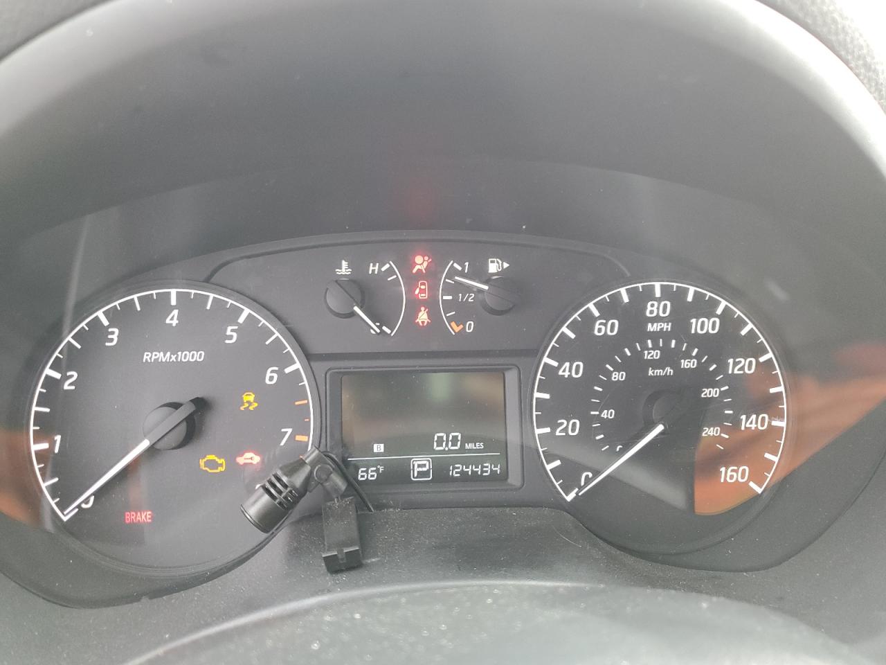 2016 Nissan Sentra - Image 9