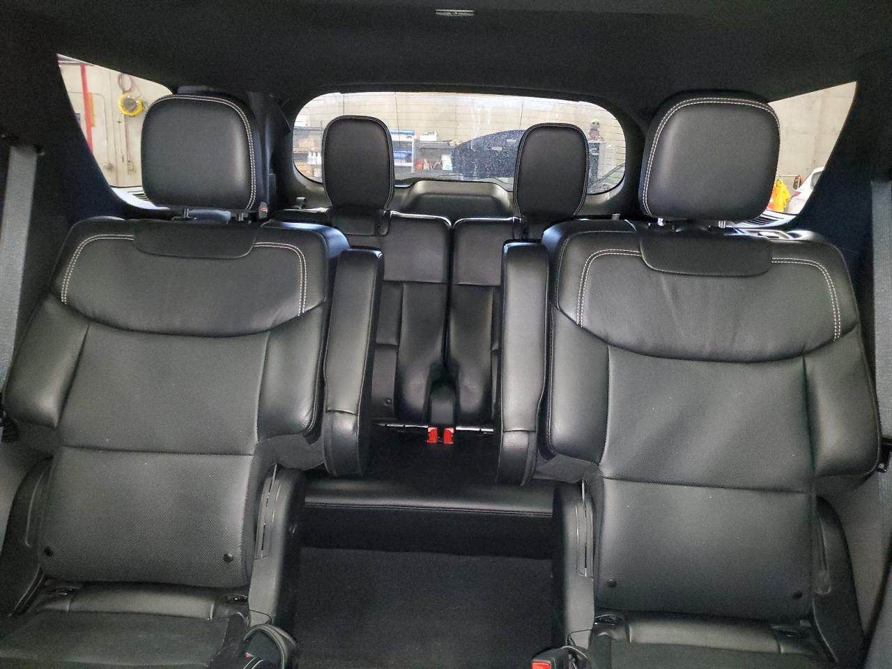 2020 Ford Explorer - Image 10