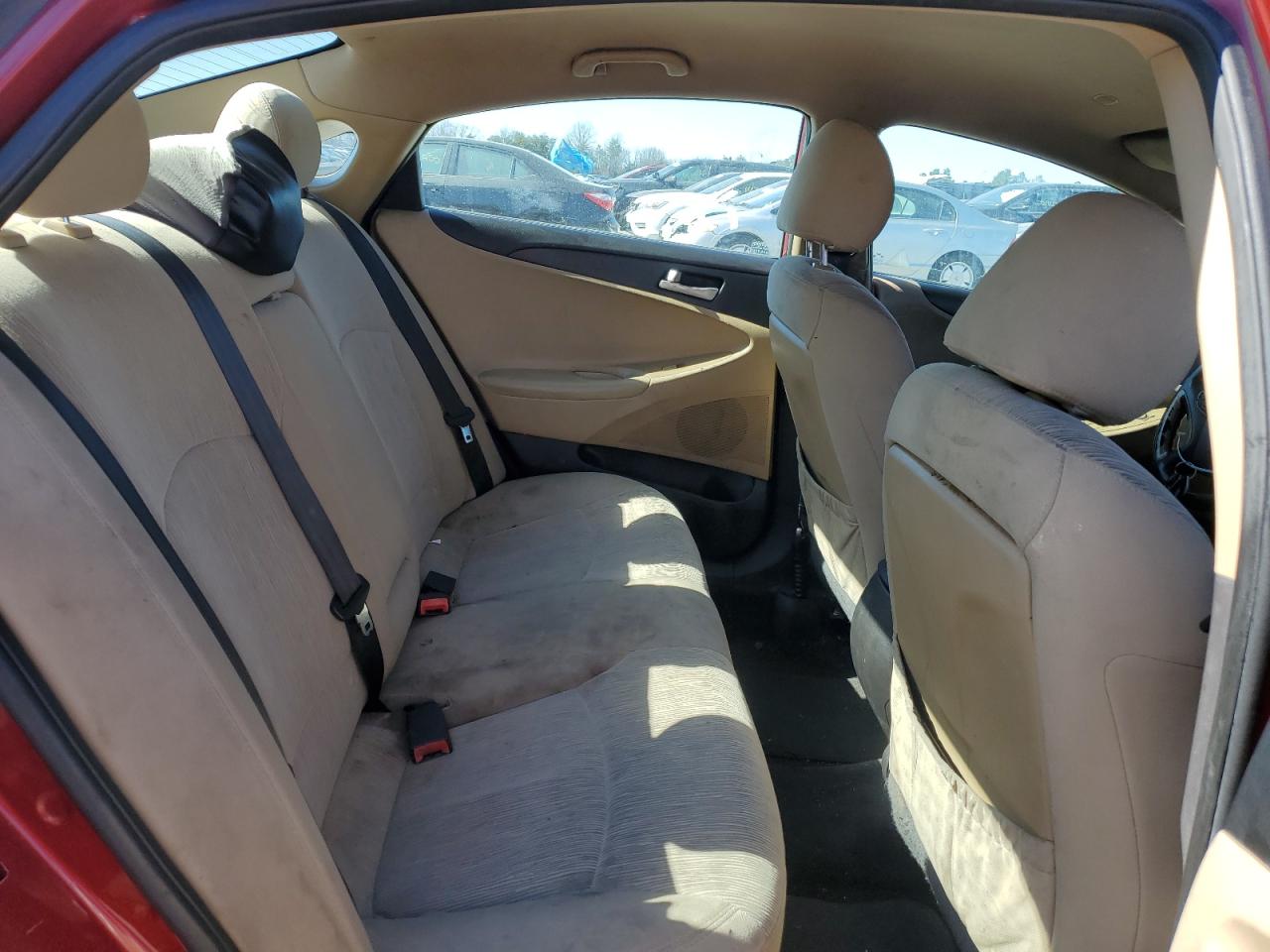 2012 Hyundai Sonata - Image 10