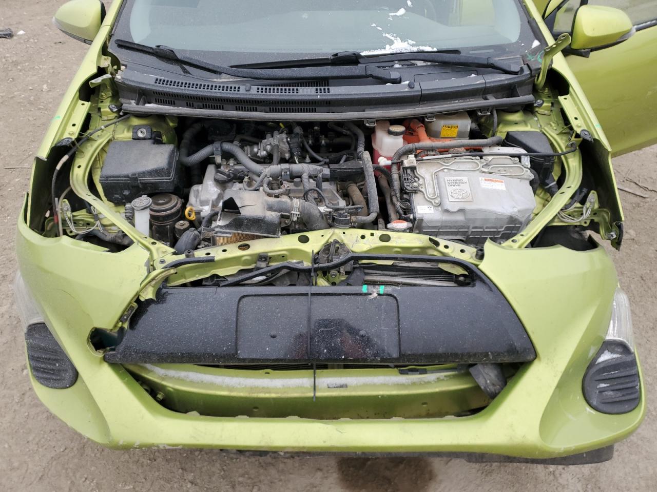 2016 Toyota Prius - Image 11