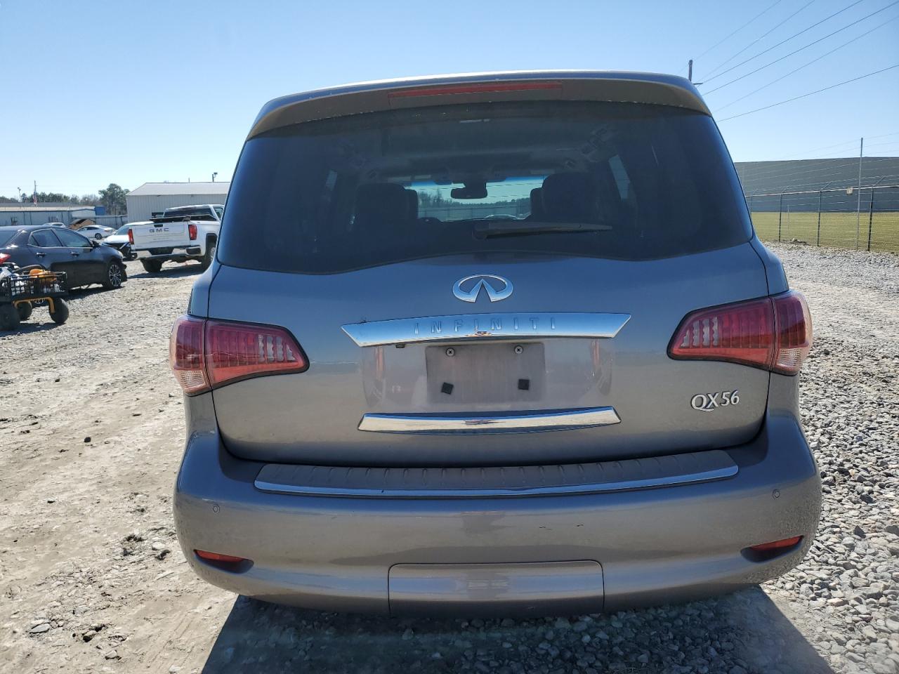 2011 Infiniti QX56 - Image 6