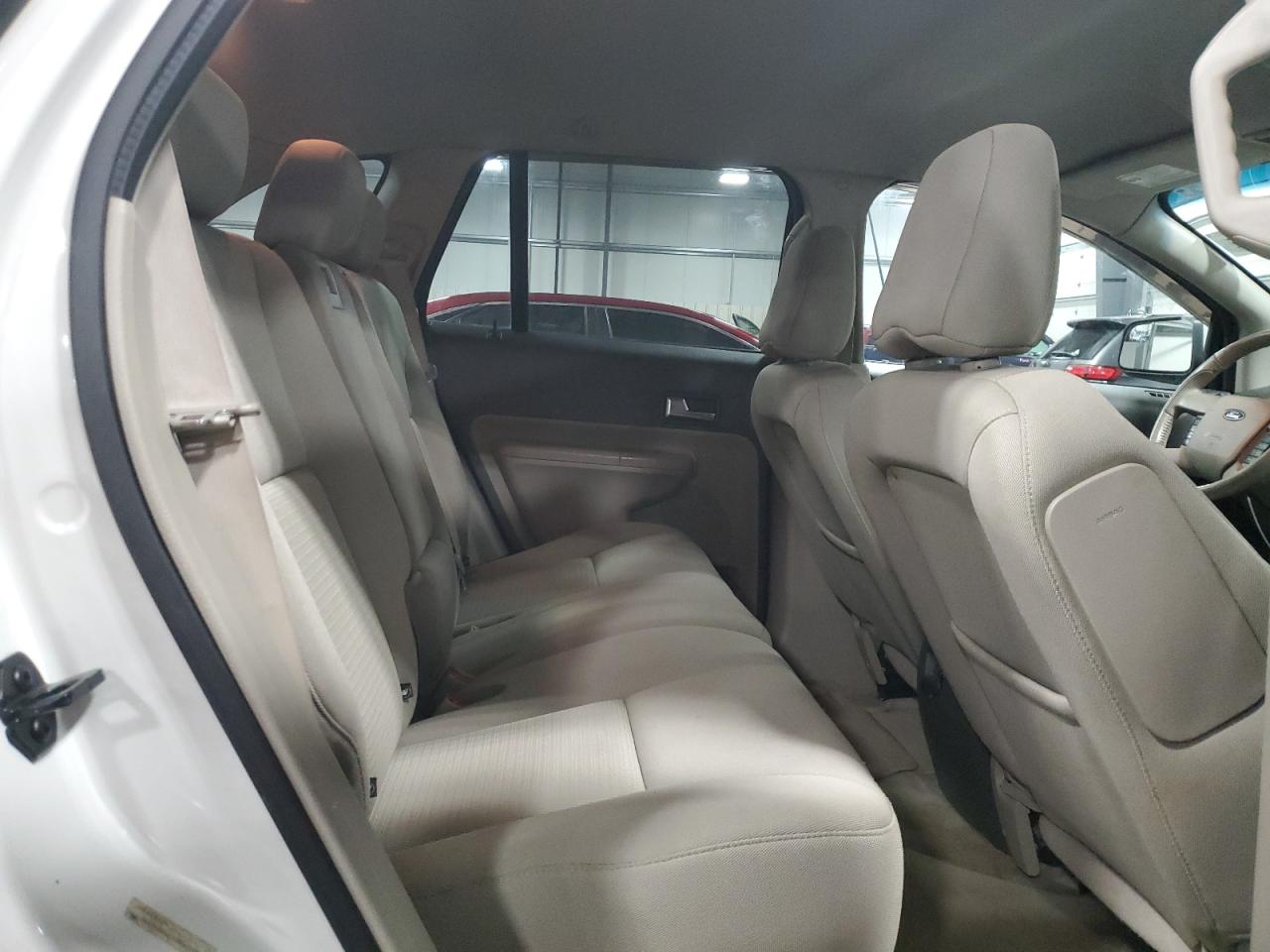 2010 Ford Edge - Image 11