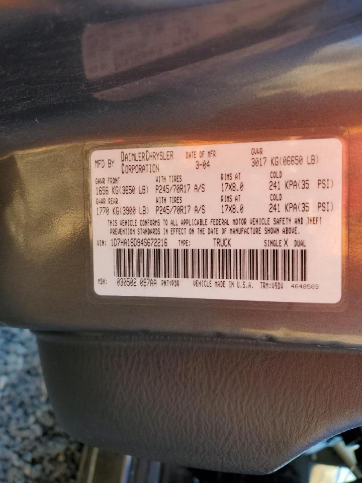 2004 Dodge RAM - Image 12