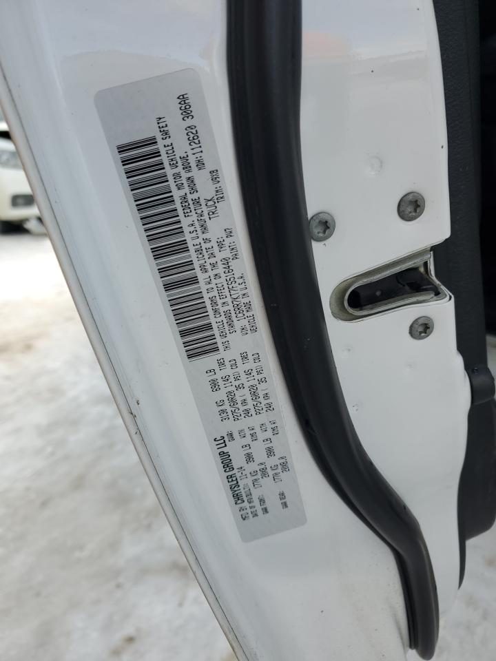 2015 RAM 1500 - Image 12