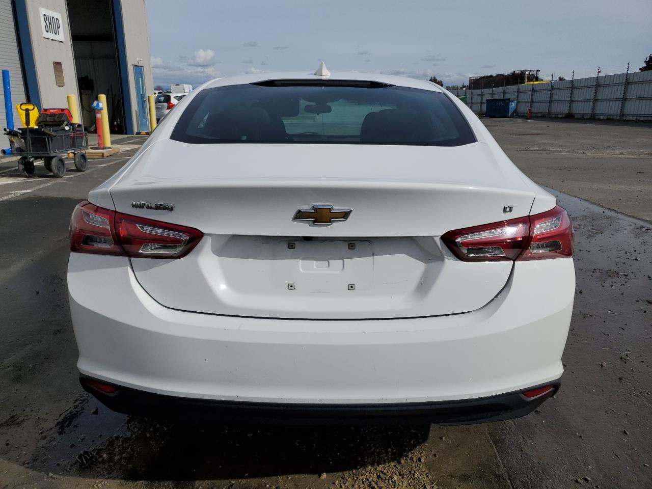 2022 Chevrolet Malibu - Image 6
