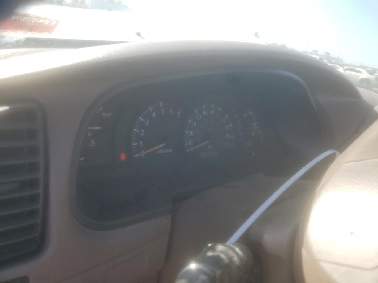 2004 Toyota Tundra - Image 9