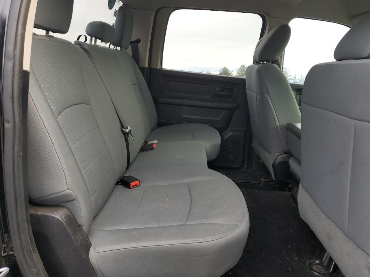 2014 RAM 1500 - Image 10