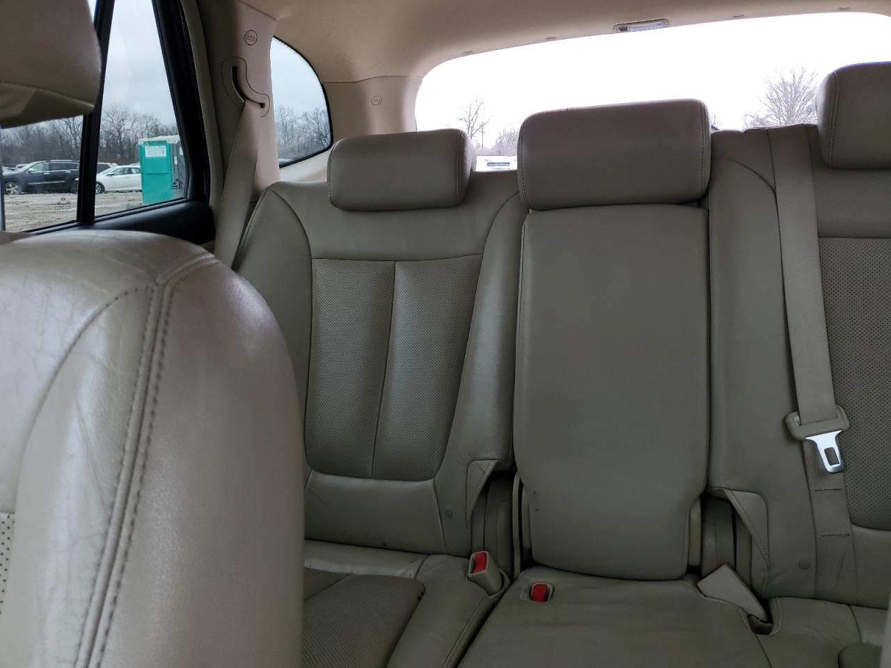 2009 Hyundai Santa Fe - Image 10