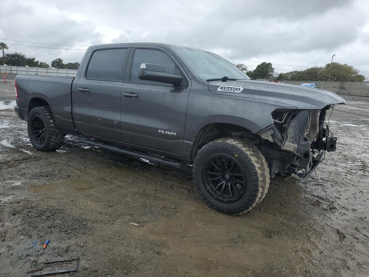 2019 RAM 1500 - Image 4