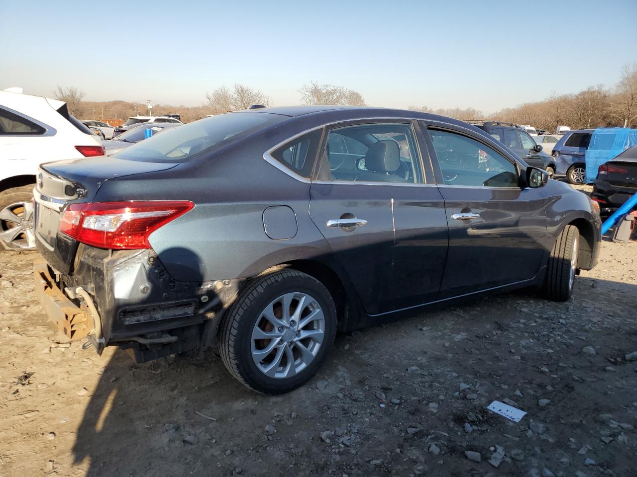 2017 Nissan Sentra - Image 3