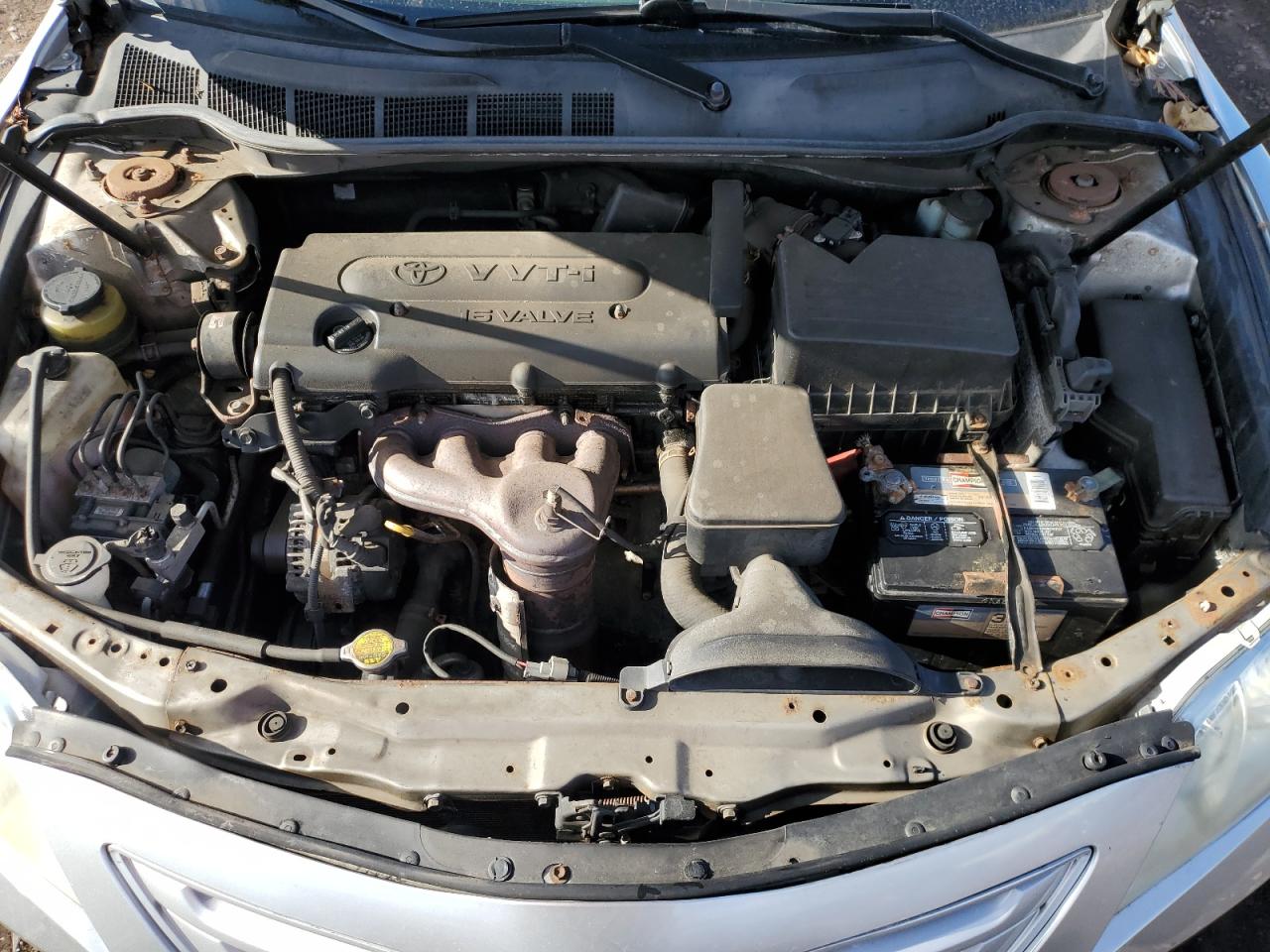 2009 Toyota Camry - Image 11