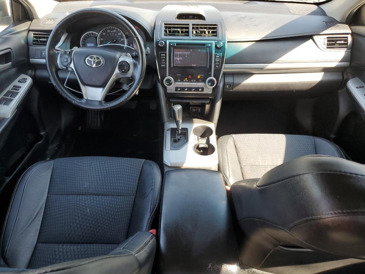 2014 Toyota Camry - Image 8