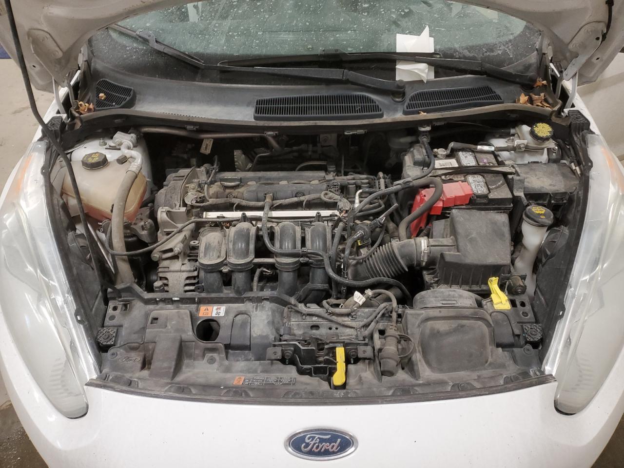 2015 Ford Fiesta - Image 11