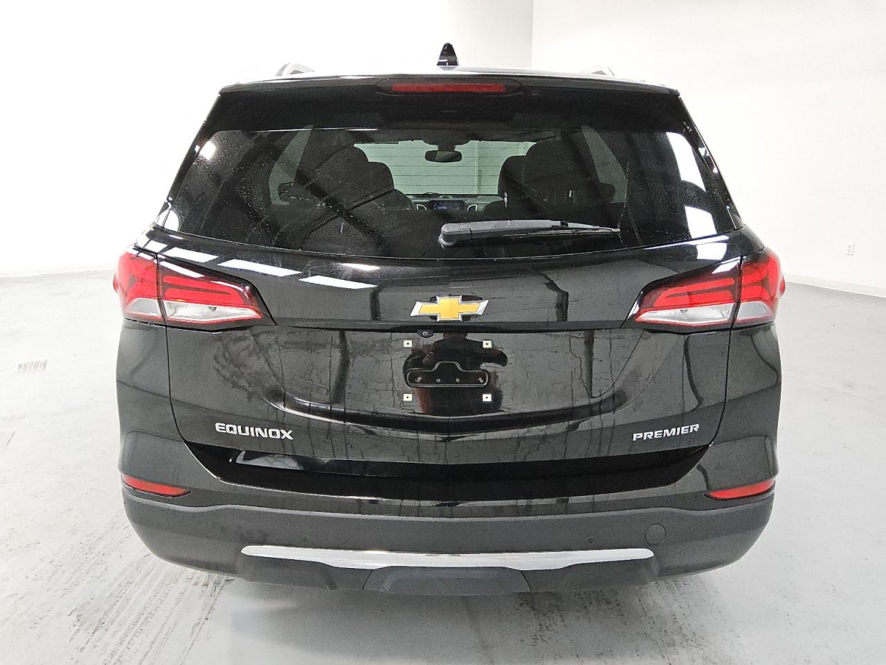 2022 Chevrolet Equinox - Image 6